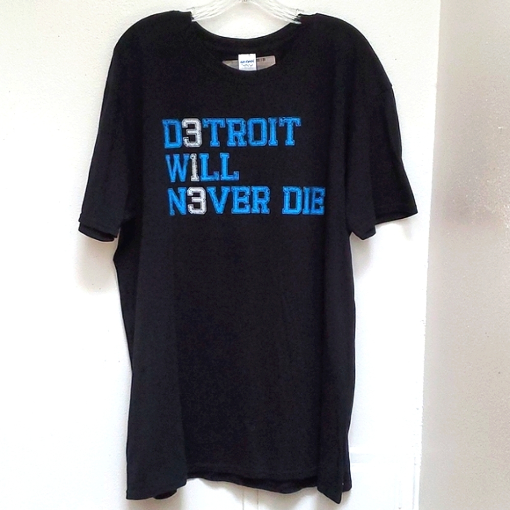 Detroit Will Never Die Graphic T-Shirt Size XL
